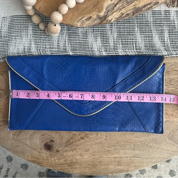 VINTAGE OVERSIZED STEVE MADDEN ENVELOPE BAG - Picture 6 of 16